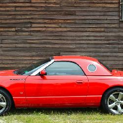 2004 Ford Thunderbird Coupe 3.9L V8