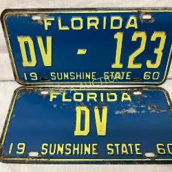 Two 1960 Florida License Plates, ï¿½Sunshine Stateï¿½