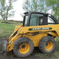 John Deere 280 Skidsteer, 2 Speed 14-17.5 Tires,
