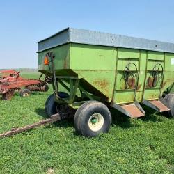 Parker 4000 Double Door Gravity Box, Rear Brakes