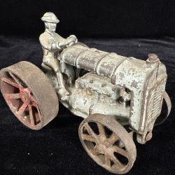 Antique Cast Iron Arcade Fordson Tractor 6