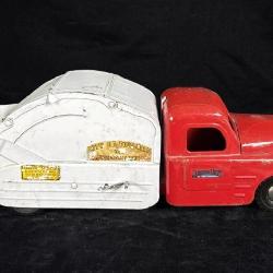 Vintage Struco Toys City Of Toyland No. 7 Pressed>