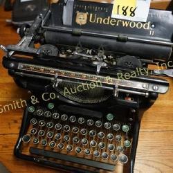 Underwood Typewriter #450554-11