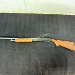 Mossberg 12 Gauge Pump