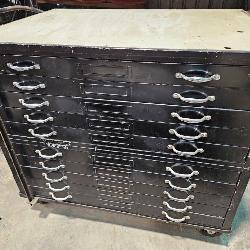Nice Large 9 Drawer Tool Cabinet 41