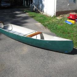16 Foot Monarch Aluminum Canoe