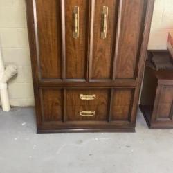 Thomasville Armoire For Bedroom Suit