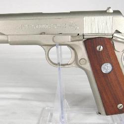 Meares Colt & Winchester Auction
