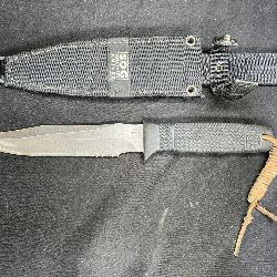 Vtg. SOG Seal 2000 Fixed Blade Knife