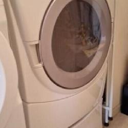 Whirlpool dual electric dryer with pedestal