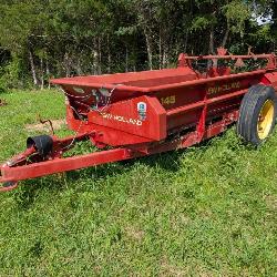 New Holland Manure Spreader