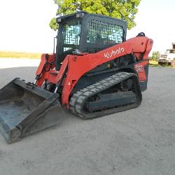 2021 Kubota SV75 Trac Loader, 2 speed, cab, heat and air. Back up Camera New Tracs, Fully serviced. 
