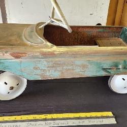 vtg metal pedal car