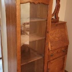 beautiful fall front desk/shelf