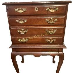 Delwood Furniture Co Queen Anne Style Silver Chest