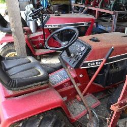 Cub Cadet 682 Riding Mower