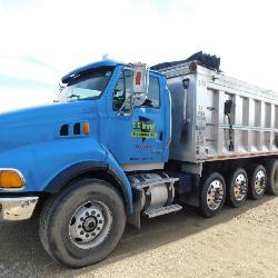 2005 Sterling LT9500 