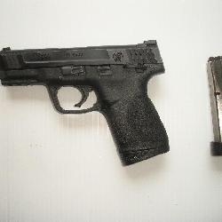 SMITH AND WESSON M&P .45 CAL SEMI AUTO PISTOL W/
