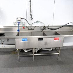124-inch 3-compartment Sink