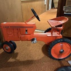 Eska Case Pedal Tractor
