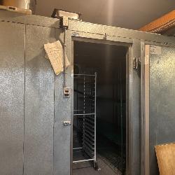 Walkin refrigerator 