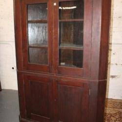 19th Century Walnut Corner Cabinet, 2 glass