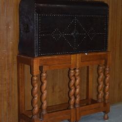 BARLEY TWIST BASE - LEATHER TOP BAR