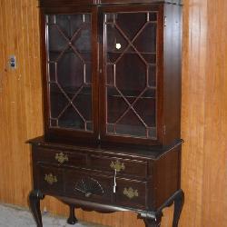 MAHOGANY FAN CARVED CHINA CABINET