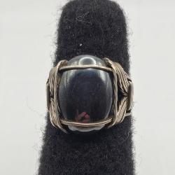 Sterling Silver Wire Ring w/ Stone..Size 8 / 5.67g