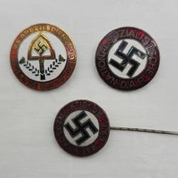 WWII Membership Party Stick Pin, Shirt Badge