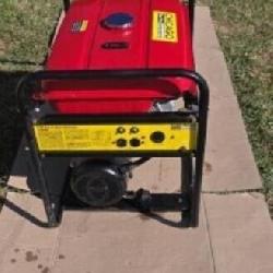 New Chicago Electric 4000 Watt generator 9