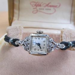 Bulova 14K Gold Ladies 23J Wristwatch
