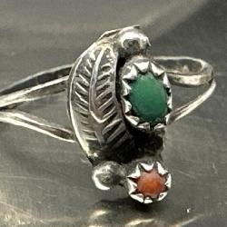 Sz.6.5 Navajo Green Turquoise & Coral Leaf Ring