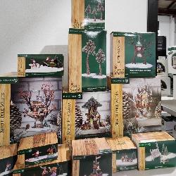 Department 56 North Pole Woods