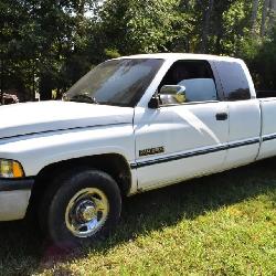 Dodge RAM 2500 Truck