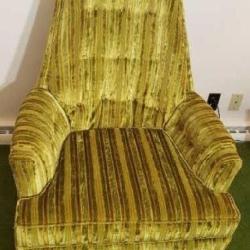 Riverside MCM velour green chair