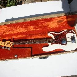 1960'S FENDER P BASS W/ HARDSHELL CASE L01408