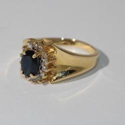 14kt yellow gold Sapphire & Diamond Ring with