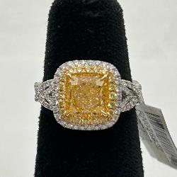 GIA 18K WG, Yellow & White Diamond Ring