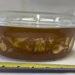 Vintage Pyrex American Heritage Casserole Oval