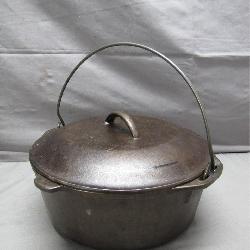 Made in USA Cast Iron Dutch Oven
