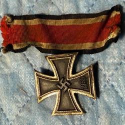 WWII German Iron Cross (1939) - Not Personalized
