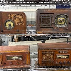 Silvertone, Cadet, Motorola, Meck, Trolla, Spartan, 