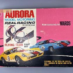 Aurora Model Motoring Flying Turn Race Set
