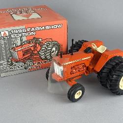 Ertl Allis-Chalmers D21 1/16 Farm Show Edition