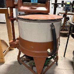 Online Estate Auction out of Hesston Kansas