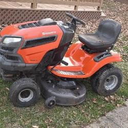 Husqvarna 46 inch deck YTH 22V46 riding lawn