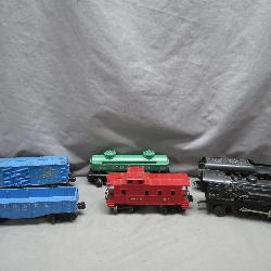 Lionel Train Set with Caboose and Cars