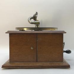 1911 VICTOR TALKING MACHINE VICTROLA