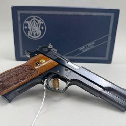 Smith model 52 Mid Range